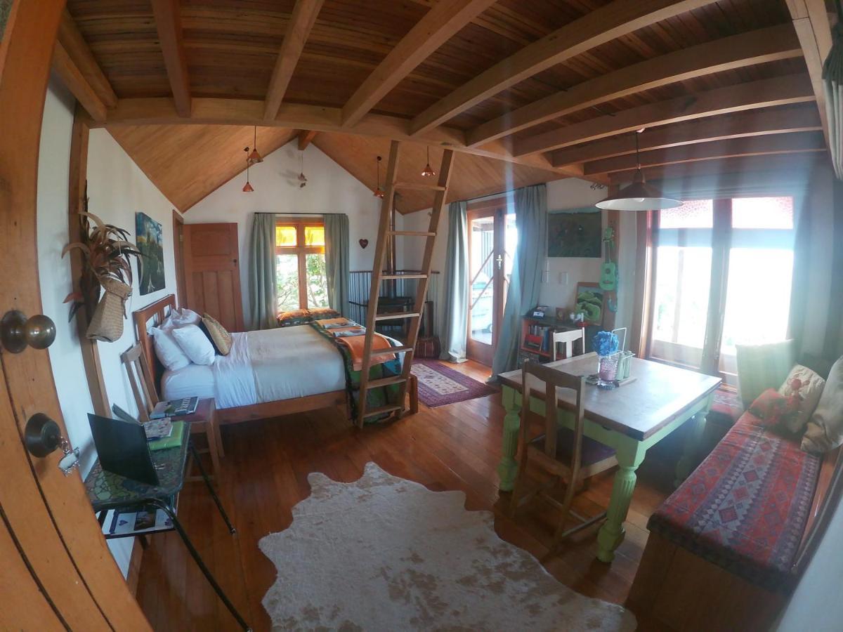 Rock Retreat B&B Farmstay Пещеры Вайтомо Экстерьер фото